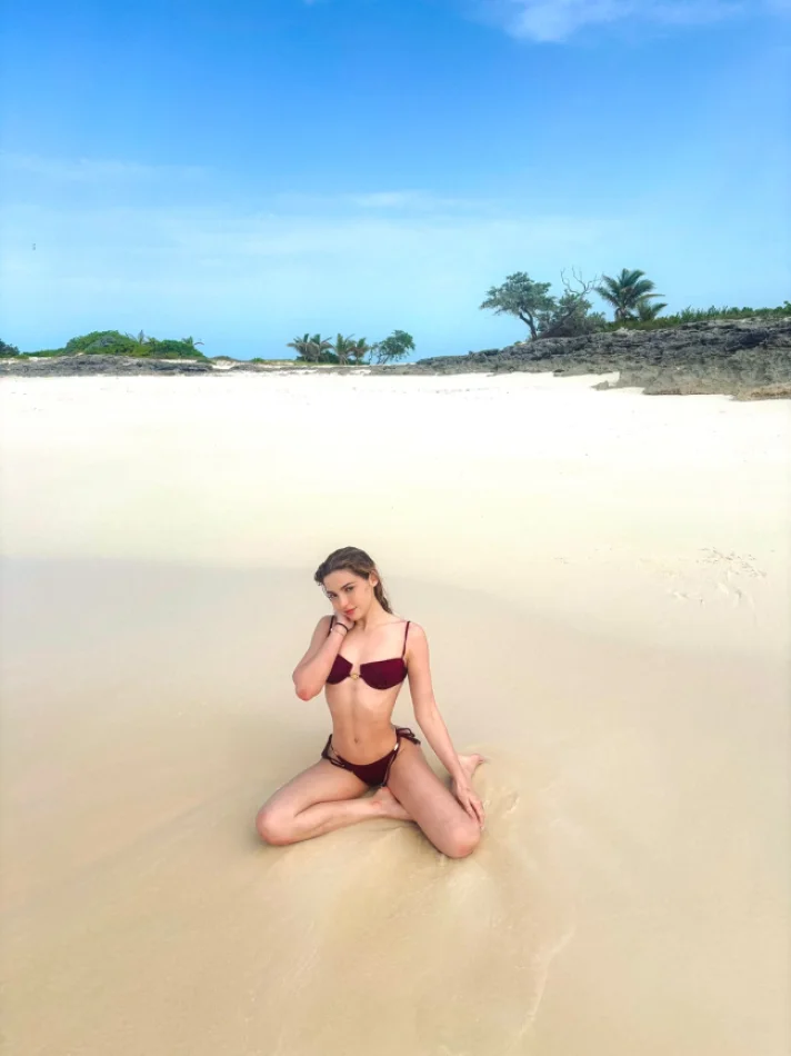 Isa - Photo 9