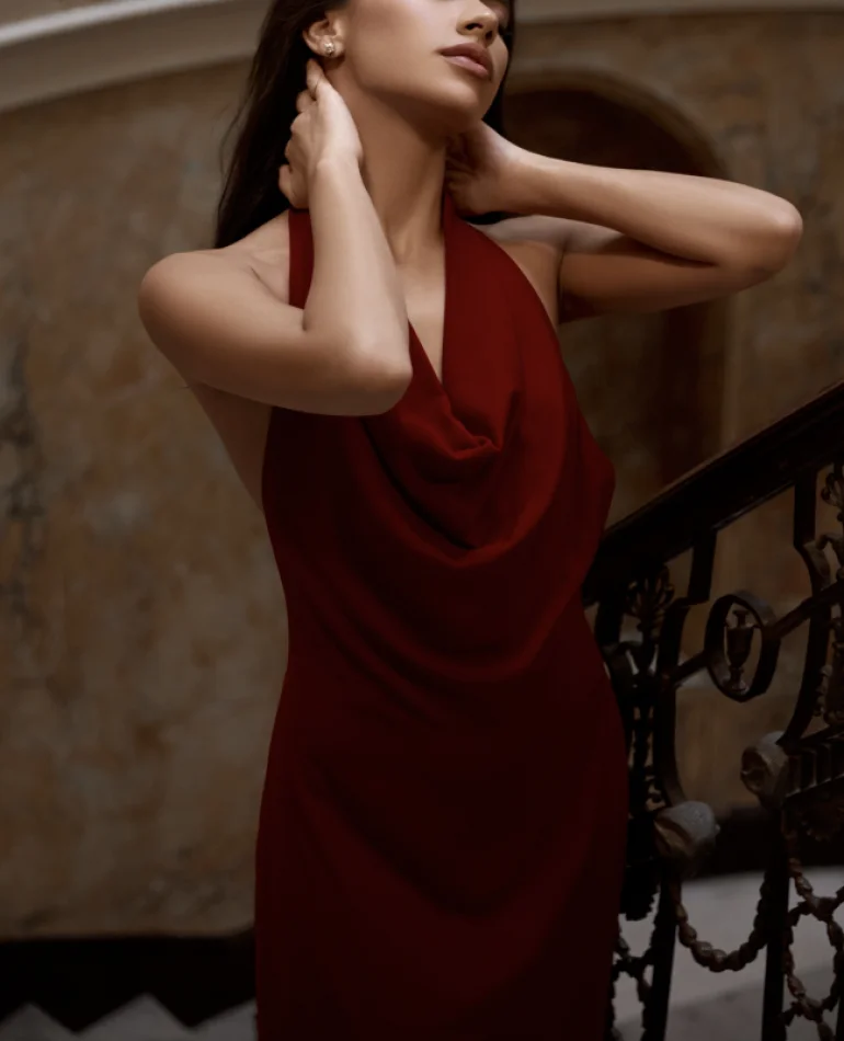 Julia - Photo 6
